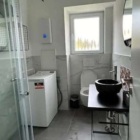 Zentral-kostenloses Parken-mediapaket-balkon *