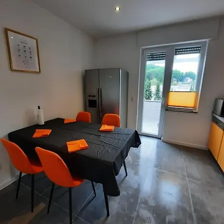 Zentral-kostenloses Parken-mediapaket-balkon-en5 * Ennepetal