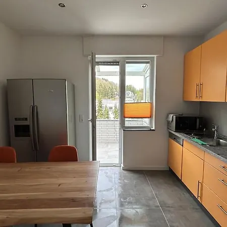 Zentral-kostenloses Parken-mediapaket-balkon Apartment