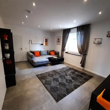 Zentral-kostenloses Parken-mediapaket-balkon-en5 *