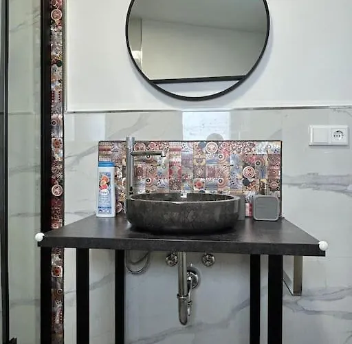 Zentral-kostenloses Parken-mediapaket-balkon-en5 *