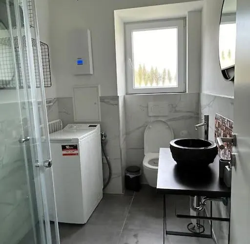 Zentral-kostenloses Parken-mediapaket-balkon-en5 *