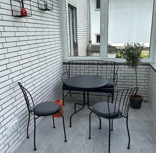 Zentral-kostenloses Parken-mediapaket-balkon-en5 Lägenhet *