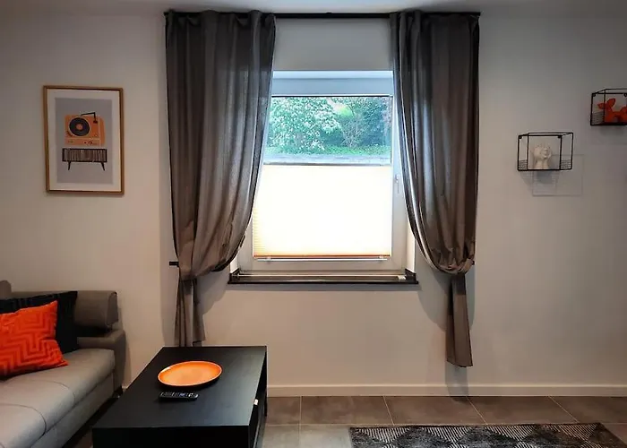 Zentral-kostenloses Parken-mediapaket-balkon-en5